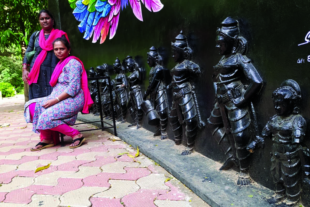 Best Couples Resorts in Paramakudi